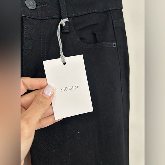 NWT Hidden Happi Crop Flare Jeans in Black - Picture 5 of 14